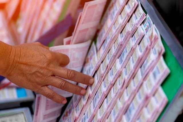 Reserva ya tu número de Lotería de Navidad en Vigo - Imagen 1